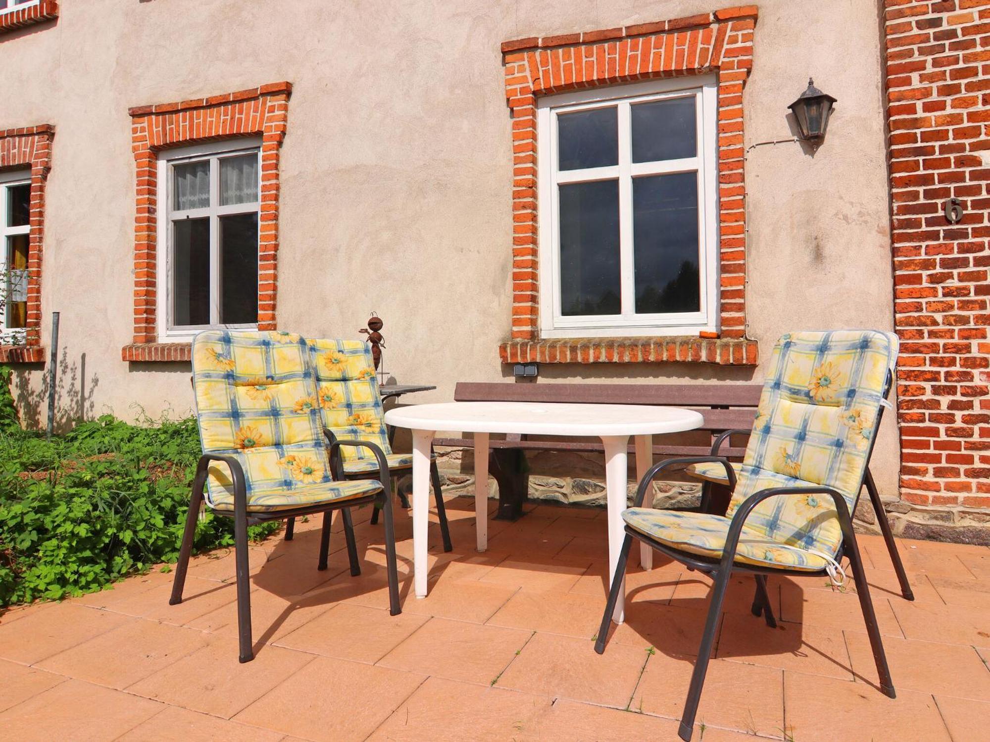 Ferienwohnung Im Gutshaus Alt Krassow Inmitten Der Natur Lalendorf Buitenkant foto